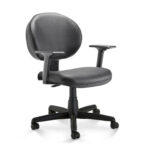 Cadeira de Escritório Executiva PLUS c/ Braços Reguláveis – Corino Cor Preto 32970 Magazine Office 5